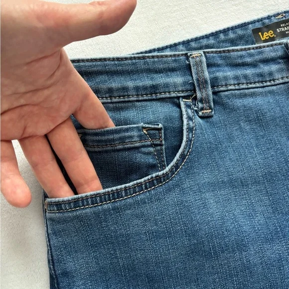 Lee Jeans Relaxed Fit Straight Leg High Rise Wash Blue Size M - Picture 10 of 12